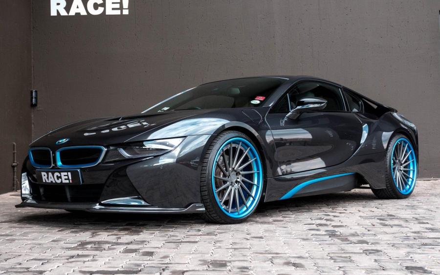 BMW i8 by Vorsteiner & RACE! on ADV.1 Wheels '2018